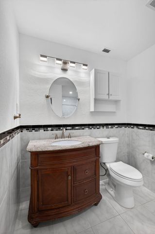 9342 Bloomfield Drive, Palm Beach Gardens, FL 33410