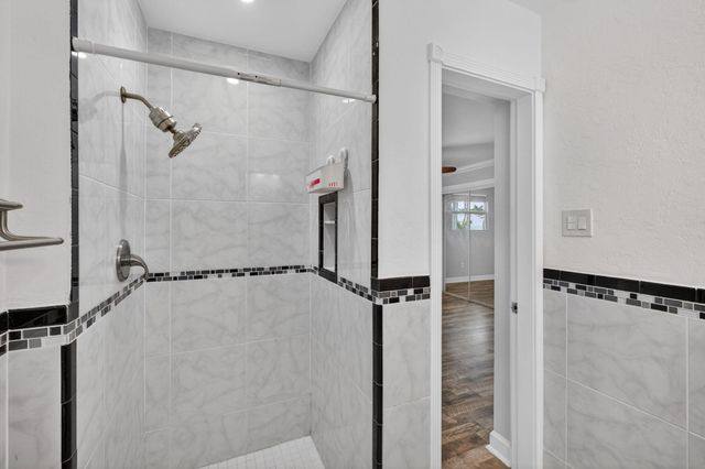 9342 Bloomfield Drive, Palm Beach Gardens, FL 33410