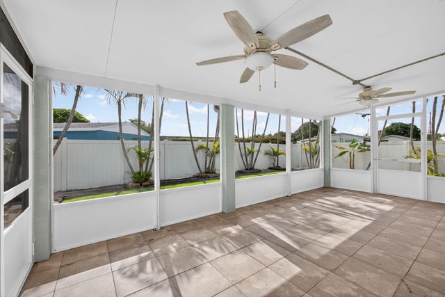 9342 Bloomfield Drive, Palm Beach Gardens, FL 33410
