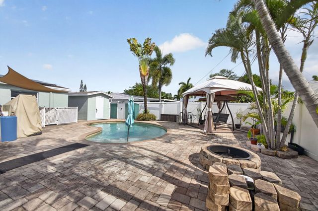 9342 Bloomfield Drive, Palm Beach Gardens, FL 33410