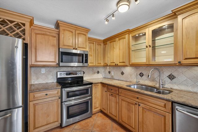 9342 Bloomfield Drive, Palm Beach Gardens, FL 33410
