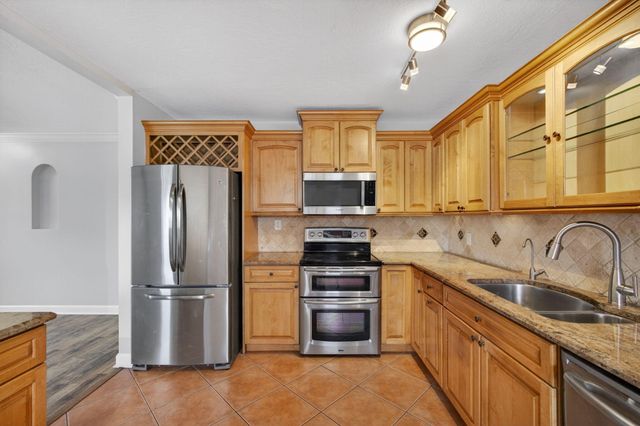 9342 Bloomfield Drive, Palm Beach Gardens, FL 33410