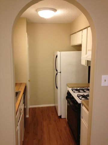 107 Meteor DR A, Austin, TX 78745