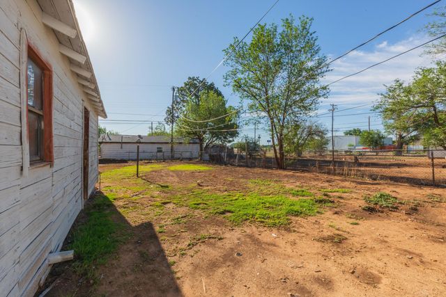 904 N Hayes Street, Amarillo, TX 79107