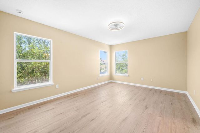211 Crete Ct, St Augustine, FL 32084