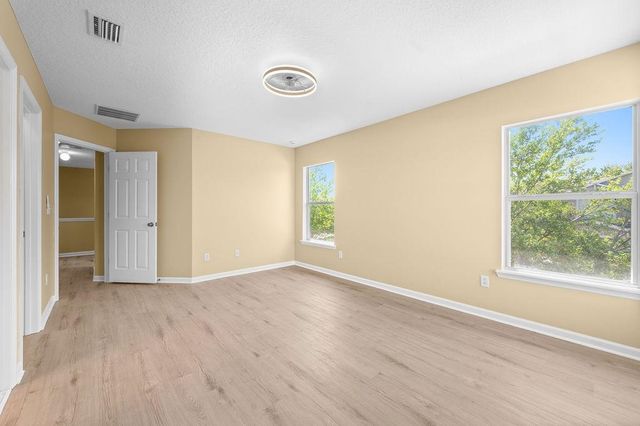 211 Crete Ct, St Augustine, FL 32084