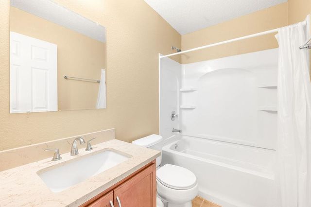 211 Crete Ct, St Augustine, FL 32084