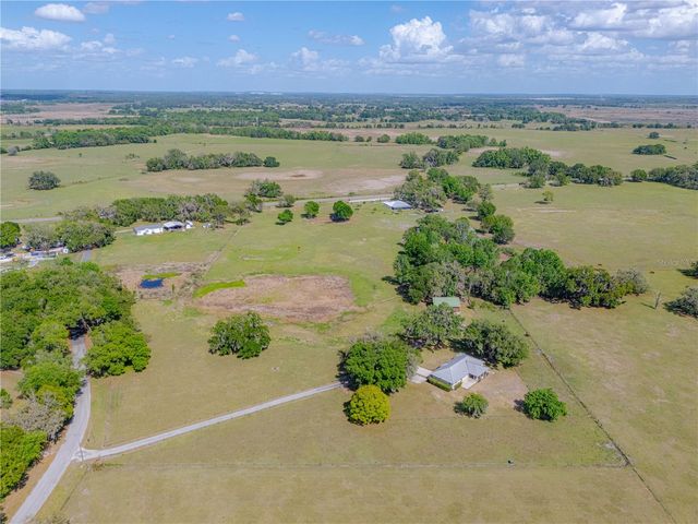 8197 CR 736, Center Hill, FL 33514