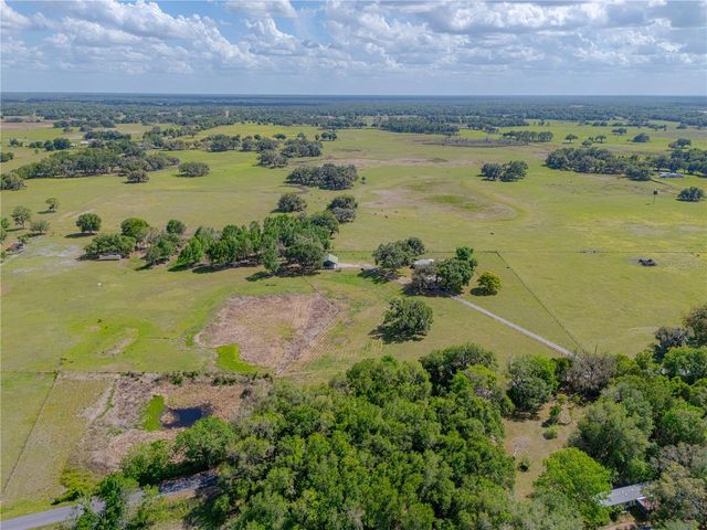 8197 CR 736, Center Hill, FL 33514