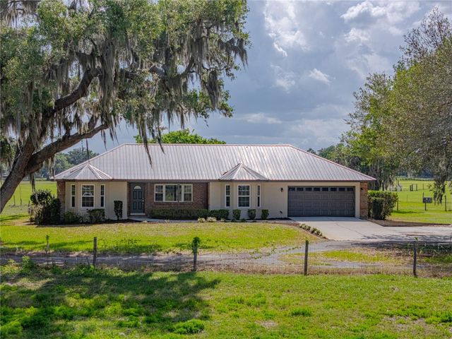 8197 CR 736, Center Hill, FL 33514