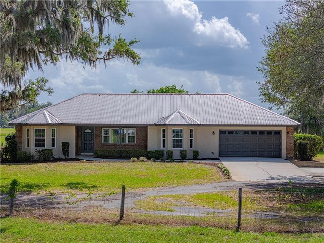 8197 CR 736, Center Hill, FL 33514