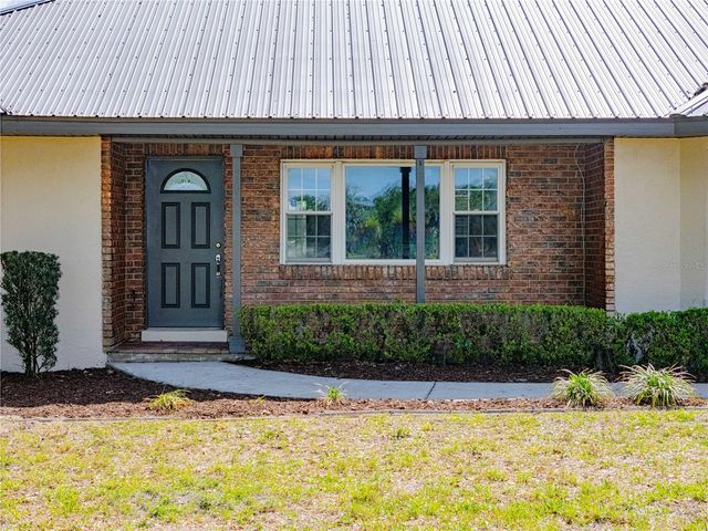 8197 CR 736, Center Hill, FL 33514