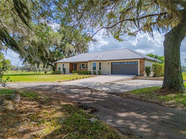 8197 CR 736, Center Hill, FL 33514