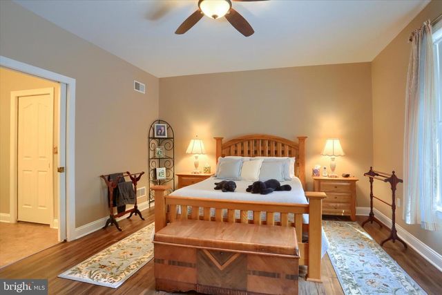 2163 BORDEAUX CT, Harrisburg, PA 17112