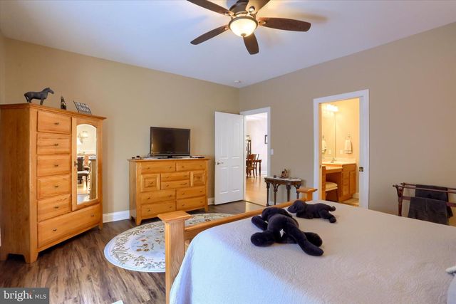 2163 BORDEAUX CT, Harrisburg, PA 17112