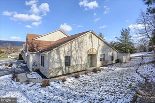 2163 BORDEAUX CT, Harrisburg, PA 17112