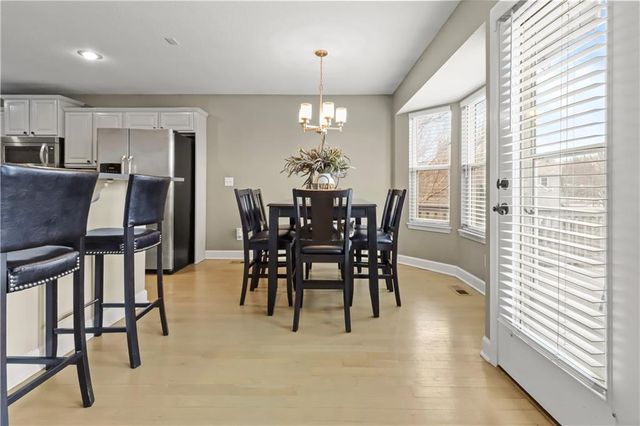 11142 Whispering Lane, Kansas City, KS 66109