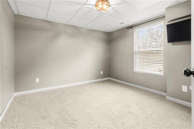 11142 Whispering Lane, Kansas City, KS 66109