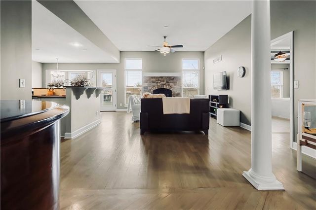 11142 Whispering Lane, Kansas City, KS 66109