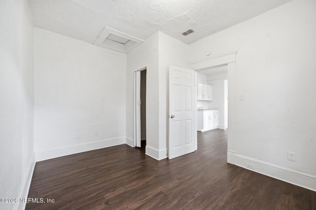 1123 E 14TH Street, Jacksonville, FL 32206