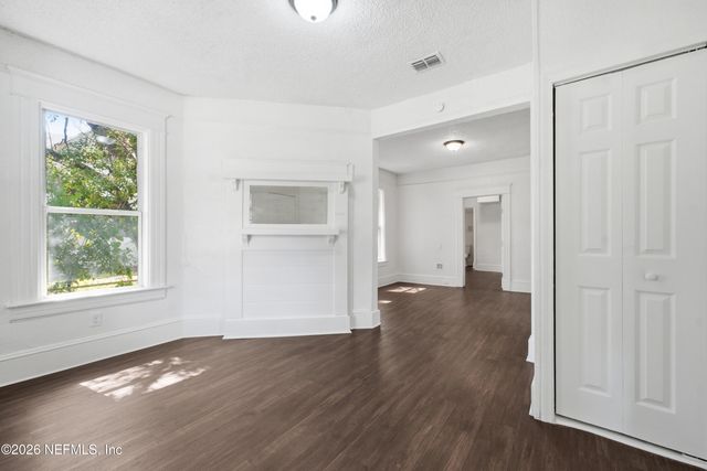 1123 E 14TH Street, Jacksonville, FL 32206