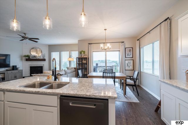 18803 Greenleaf Street, Omaha, NE 68136