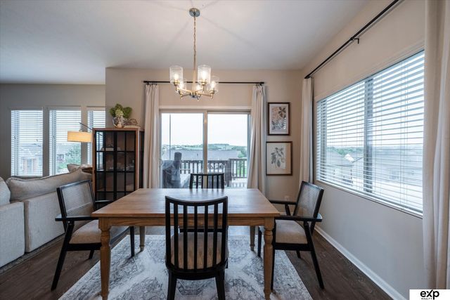 18803 Greenleaf Street, Omaha, NE 68136