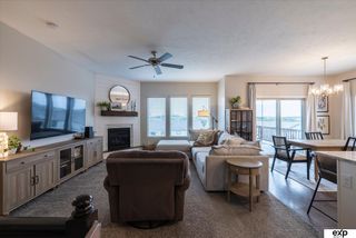 18803 Greenleaf Street, Omaha, NE 68136