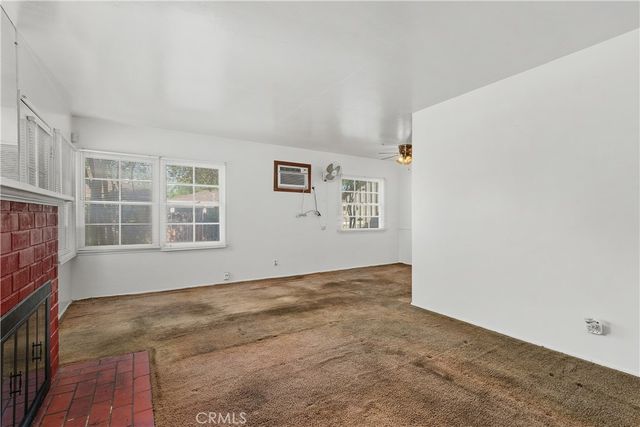 4794 Granada Avenue, Riverside, CA 92504