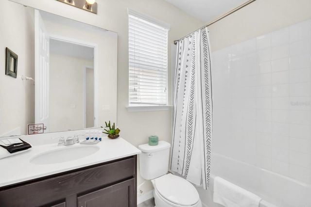 9009 EGRET MILLS TERRACE, Kissimmee, FL 34747