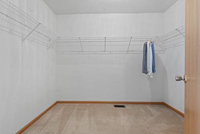 2835 Cattail Court C, Wauconda, IL 60084