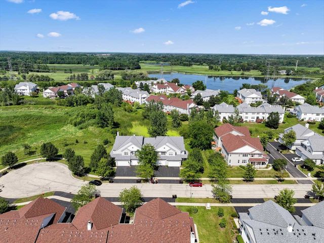 2835 Cattail Court C, Wauconda, IL 60084