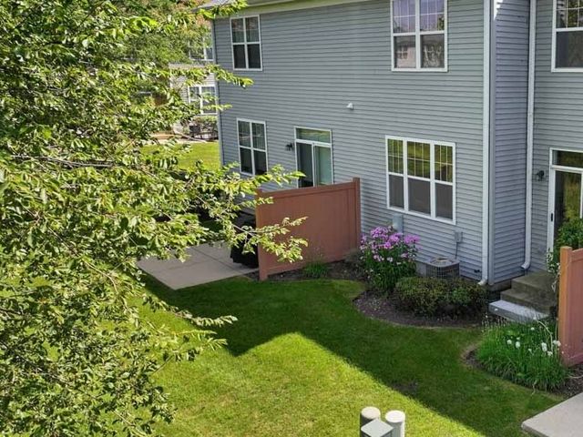 2835 Cattail Court C, Wauconda, IL 60084