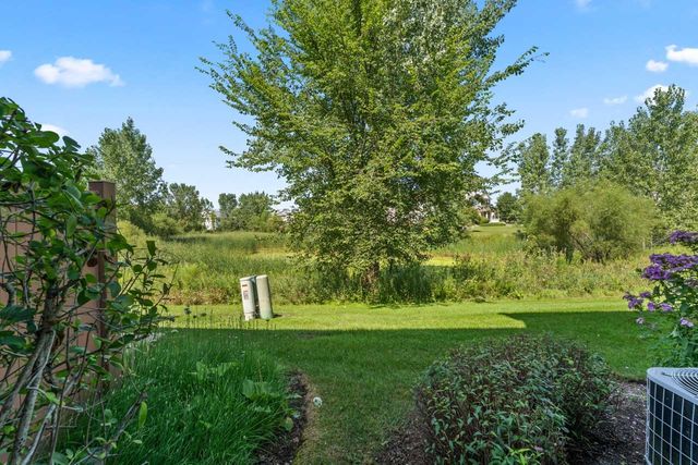 2835 Cattail Court C, Wauconda, IL 60084