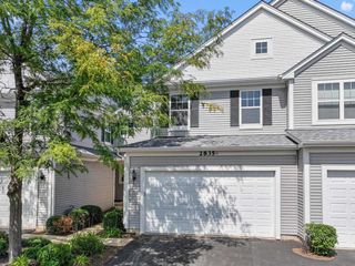 2835 Cattail Court C, Wauconda, IL 60084