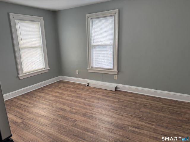 35 Woodward Avenue, Norwalk, CT 06854