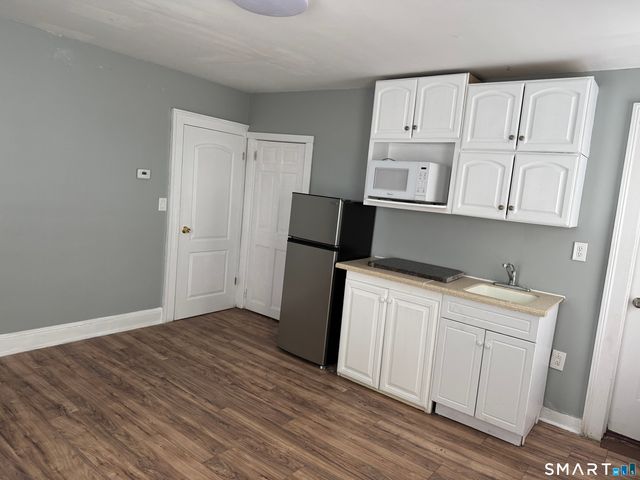 35 Woodward Avenue, Norwalk, CT 06854