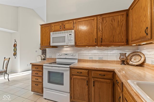 1128 Acadia Court, Indianapolis, IN 46217