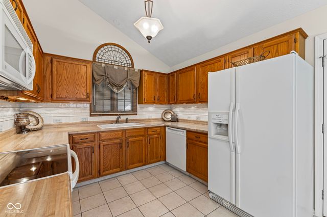 1128 Acadia Court, Indianapolis, IN 46217