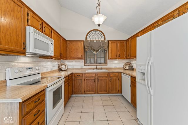 1128 Acadia Court, Indianapolis, IN 46217