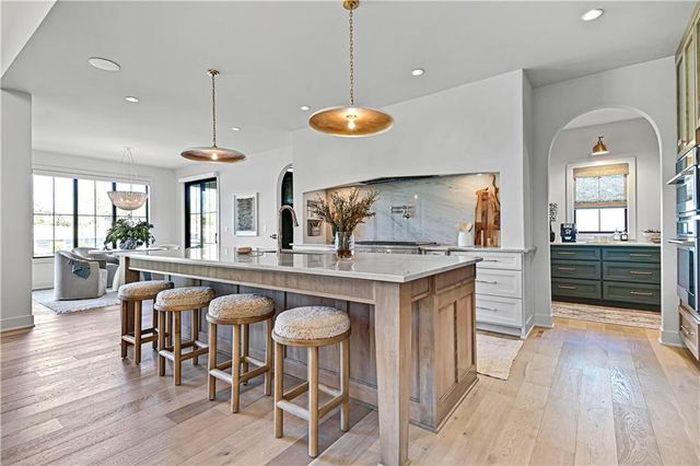 11704 W 181st Street, Overland Park, KS 66013