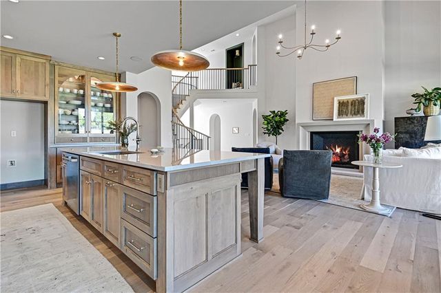 11704 W 181st Street, Overland Park, KS 66013