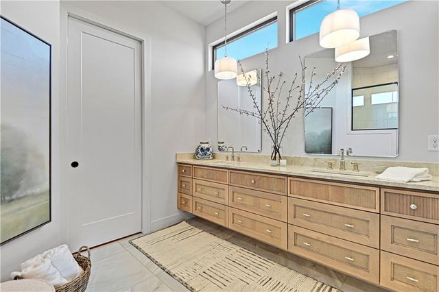 11704 W 181st Street, Overland Park, KS 66013