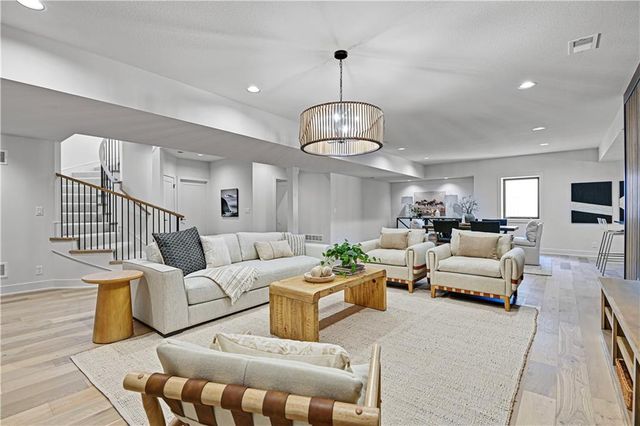 11704 W 181st Street, Overland Park, KS 66013