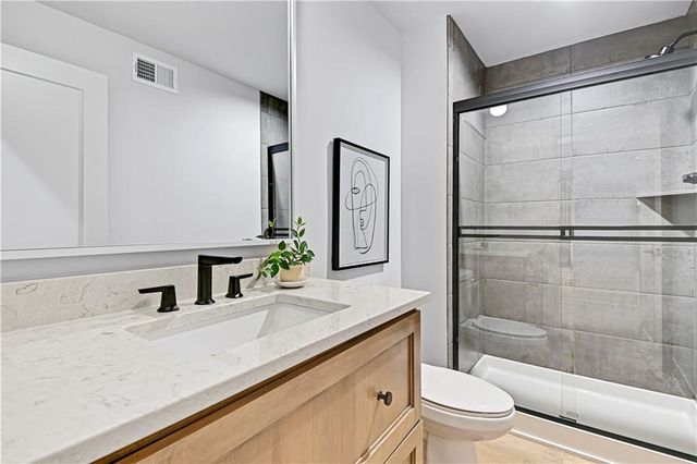 11704 W 181st Street, Overland Park, KS 66013