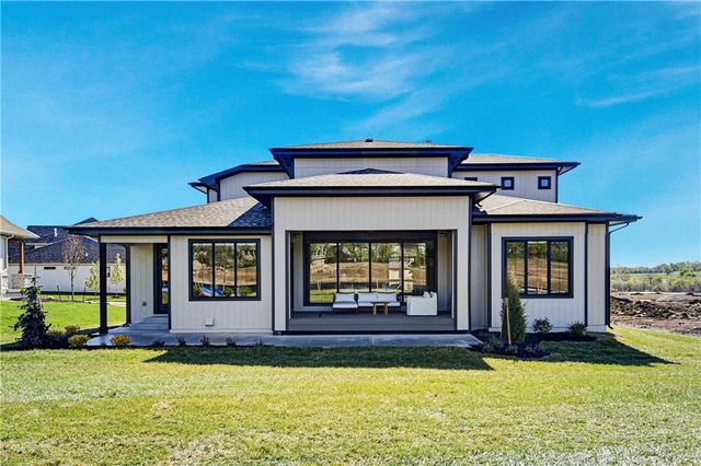 11704 W 181st Street, Overland Park, KS 66013