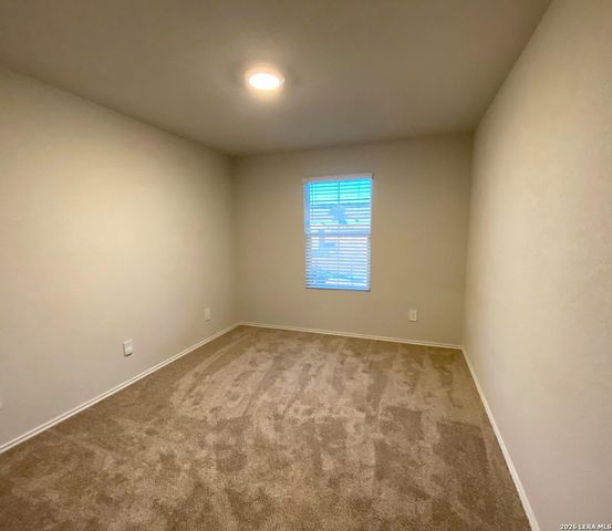 844 Nodding Nixie, Seguin, TX 78155