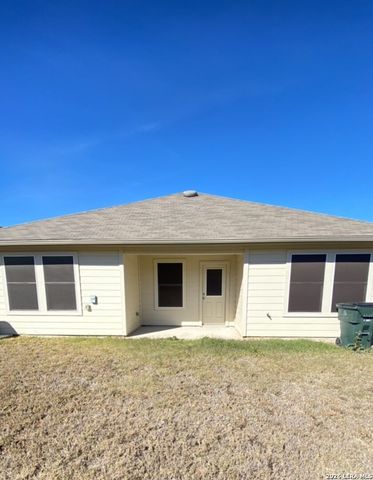 844 Nodding Nixie, Seguin, TX 78155