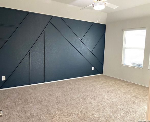 844 Nodding Nixie, Seguin, TX 78155