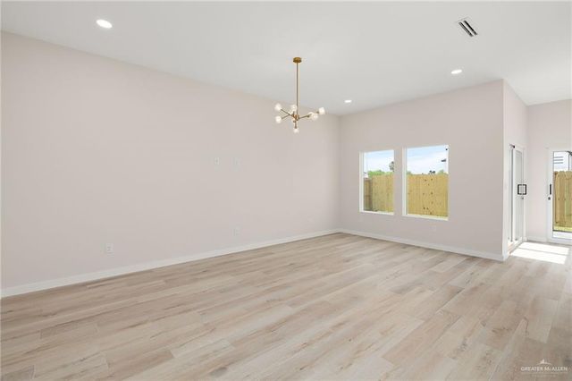 2504 Ana Regina Street, Mission, TX 78574